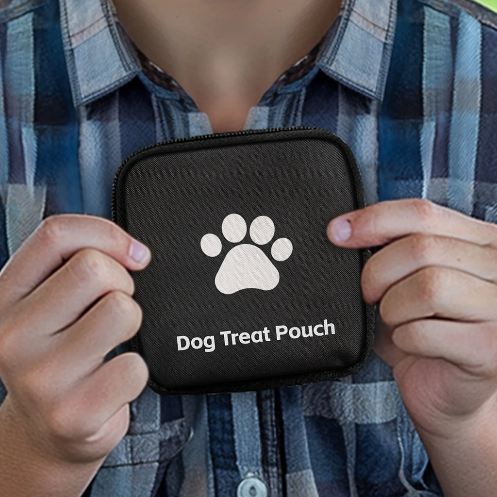 Treat pouch belt clip close-up